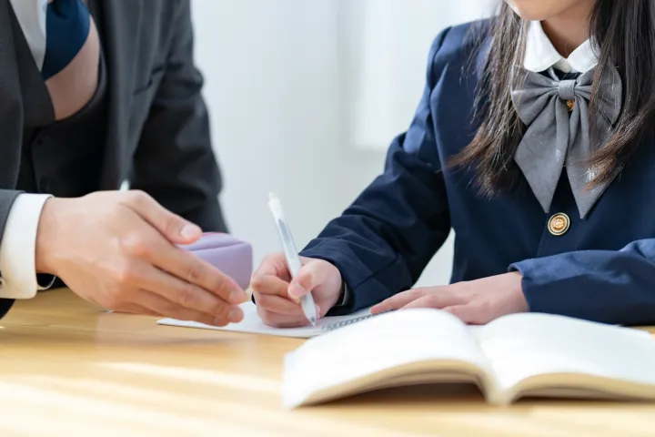 合格ストーリー２ 中学受験「小学５年生の冬から不登校になった娘を地元ではない私立中学に行かせて欲しい」