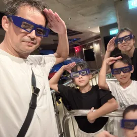 塾長：山田佳央